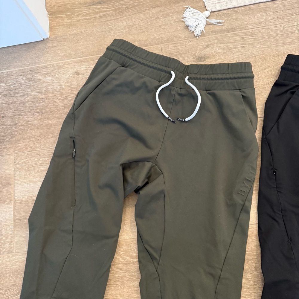 BYLT Set of Four Jogger Pants in Various Colors $400 originally - Picture 4 of 16